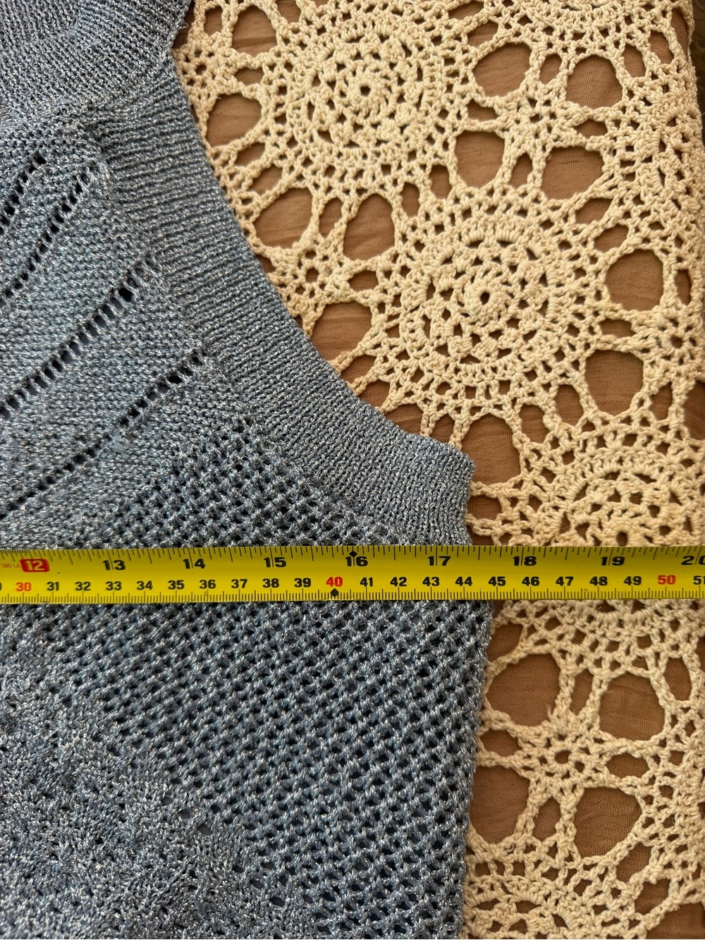 House of Harlow 1960 Light Gray Knit Cropped Tank and skirt - Picture 3 of 13